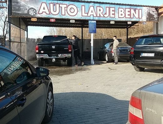 Auto Larje BENI-H